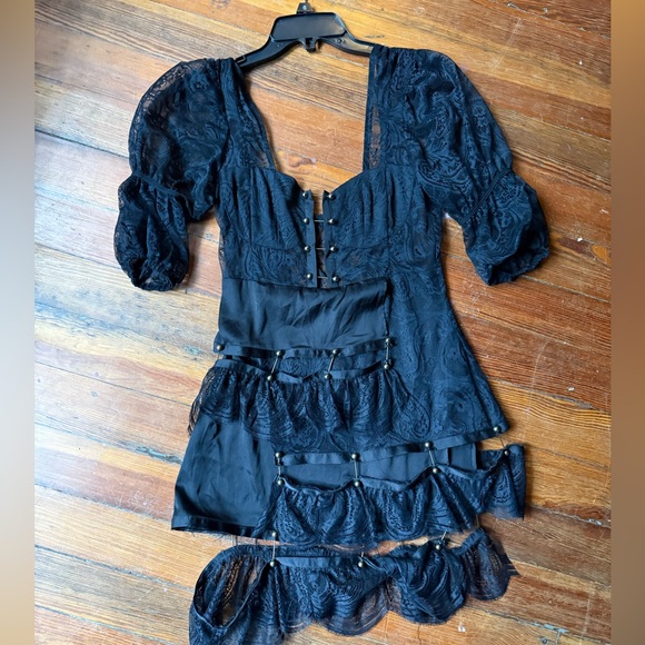 RARE For Love and Lemons Sabrina safety pin black lace satin dress - Picture 4 of 7